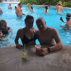 Meet your Posher, Dee